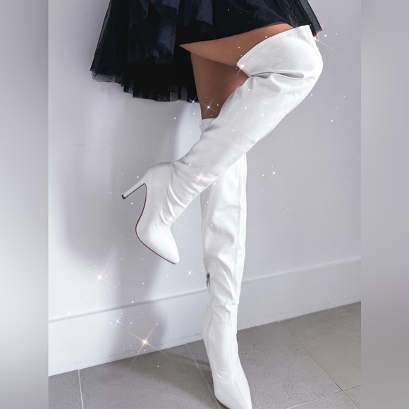 Fashionable Pointy Toed Stiletto Over-The-Knee Women's Boots - Picture 1 of 5